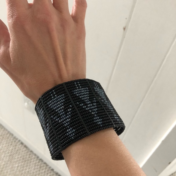 Handmade beaded cuff bracelet - Picture 6 of 7